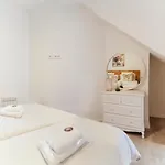 Apartment Duplex Camino De Santiago I, Ii Y Iii, Rua Real 26 Y 28, Zona Monumental,