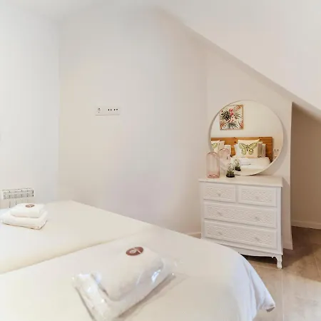 Appartement Duplex Camino De Santiago I, Ii Y Iii, Rua Real 26 Y 28, Zona Monumental,