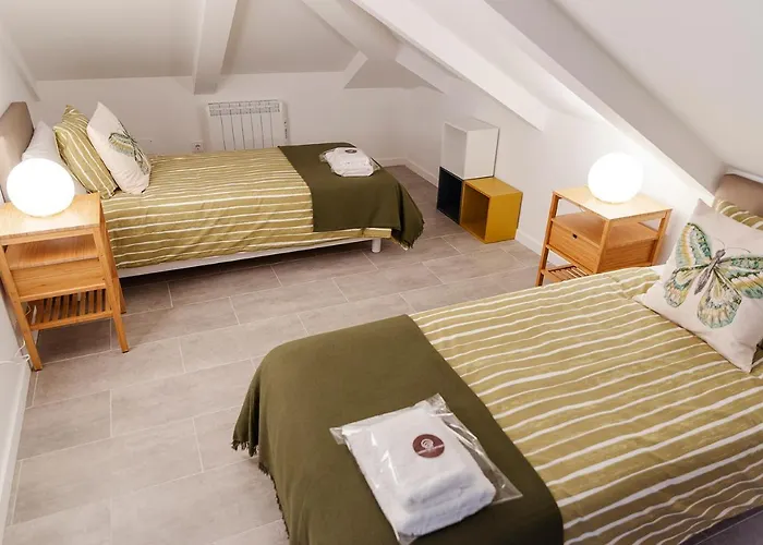 Duplex Camino De Santiago I, Ii Y Iii, Rua Real 26 Y 28, Zona Monumental, Apartamento